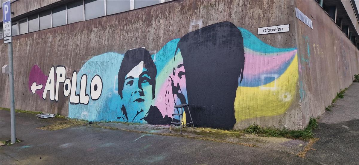 Street Art laget av ungdom - Klikk for stort bilde