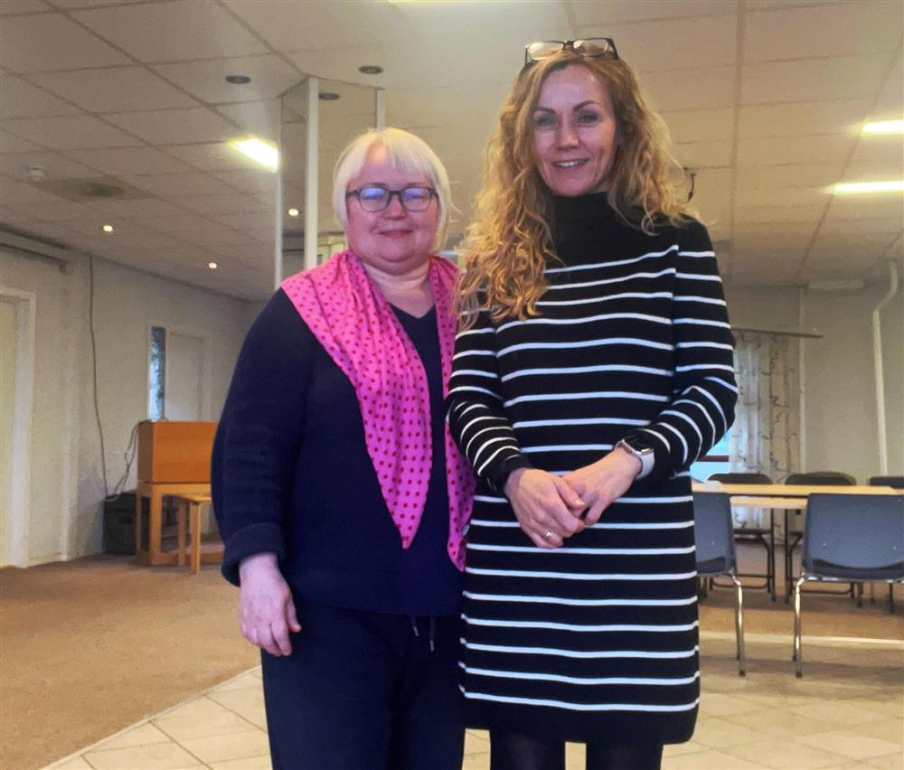 kultur- og folkehelsekoordinator i Evenes kommune, Unn-Kristin Laberg, og enhetsleder for kultur i Narvik kommune, Lena Hope - Klikk for stort bilde
